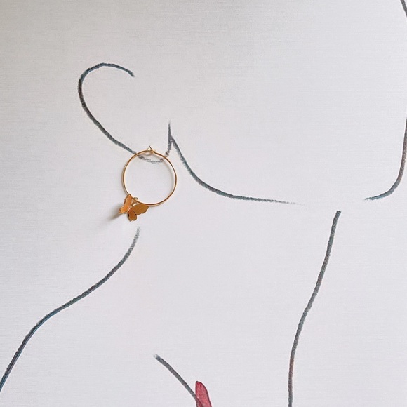 14K Gold plated Butterfly large earring hoops - Picture 7 of 7